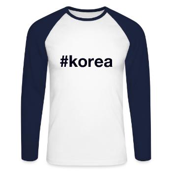 KOREA Hashtag - Unisex Baseballshirt langarm - Weiß/Navy - Vorne - Nik (191cm)