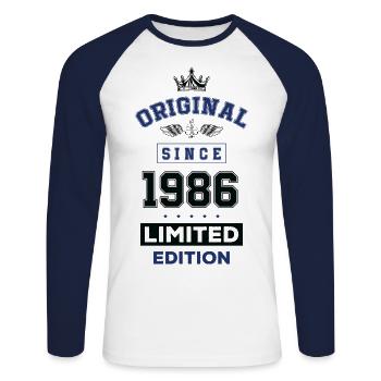 1986 limited edition Geburtstag - Unisex Baseballshirt langarm - Weiß/Navy - Vorne - Nik (191cm)