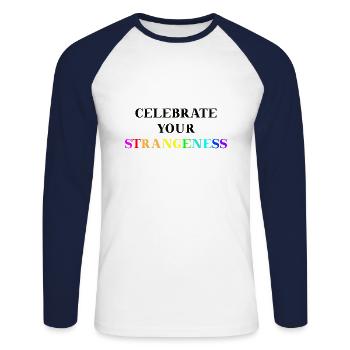 Celebrate your strangeness Geschenkidee LGBTQ+ - Unisex Baseballshirt langarm - Weiß/Navy - Vorne - Nik (191cm)