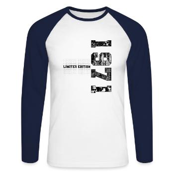 Édition limitée 1971 Année de naissance 1971 Anniversaire - T-shirt baseball manches longues Homme - blanc/marine - Devant - Nik (191cm)