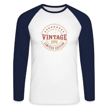 Vintage 1976 Vintage Jubiläum Geschenkidee 1976 - Unisex Baseballshirt langarm - Weiß/Navy - Vorne - Nik (191cm)