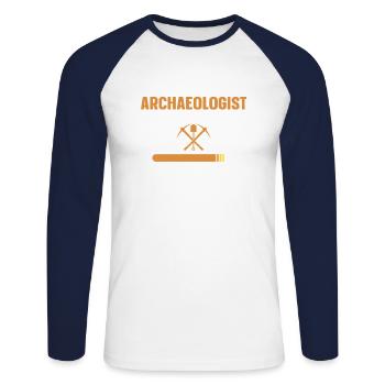 Archaeologist in progress Artifact archaeology - Unisex Long Sleeve Baseball T-Shirt - white/navy - Front - Nik (191cm)