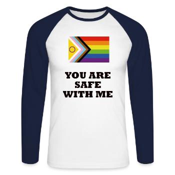 LGBTQ SAFE SPACE Du bist sicher bei mir - Unisex Baseballshirt langarm - Weiß/Navy - Vorne - Nik (191cm)