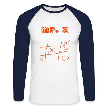 M. X / Gagnant / Gagnant - Cadeau - T-shirt baseball manches longues Homme - blanc/marine - Devant - Nik (191cm)