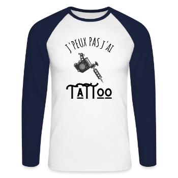 je peux pas j'ai tattoo - T-shirt baseball manches longues Homme - blanc/marine - Devant - Nik (191cm)