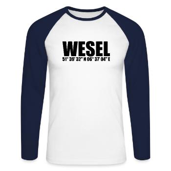 Wesel Koordinaten - Unisex Baseballshirt langarm - Weiß/Navy - Vorne - Nik (191cm)