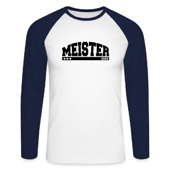 Meister 2022 - Unisex Baseballshirt langarm - Weiß/Navy - Vorne - Nik (191cm)