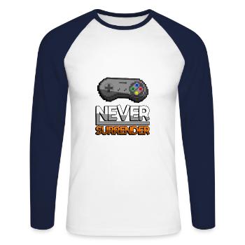 NEVER SURRENDER (Orange)+ Contrôleur SNES - Jeux - T-shirt baseball manches longues Homme - blanc/marine - Devant - Nik (191cm)