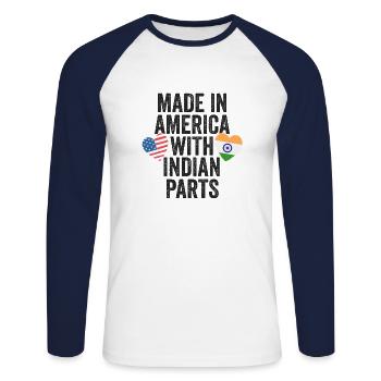 FABRIQUÉ EN AMÉRIQUE AVEC DES PIÈCES INDIENNES - T-shirt baseball manches longues Homme - blanc/marine - Devant - Nik (191cm)