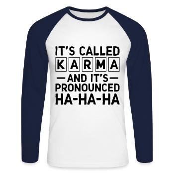 Es heißt Karma Sarkasmus Sarkastisch - Unisex Baseballshirt langarm - Weiß/Navy - Vorne - Nik (191cm)