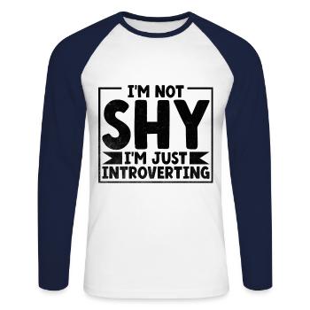 Je ne suis pas timide, je suis juste introverti en disant que - T-shirt baseball manches longues Homme - blanc/marine - Devant - Nik (191cm)
