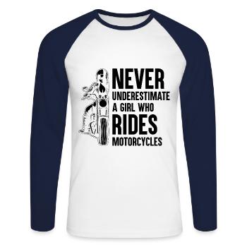 Unterschätze niemals ein Mädchen, das Motorräder fährt B - Unisex Baseballshirt langarm - Weiß/Navy - Vorne - Nik (191cm)