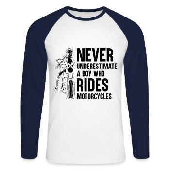 Unterschätzen Sie niemals einen Jungen, der Motorrad fährt Bi - Unisex Baseballshirt langarm - Weiß/Navy - Vorne - Nik (191cm)