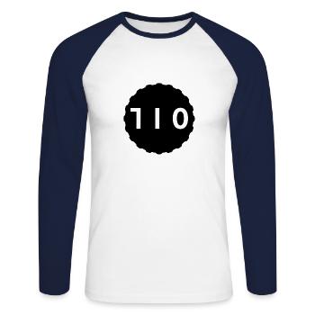 710 Deckel - Unisex Baseballshirt langarm - Weiß/Navy - Vorne - Nik (191cm)