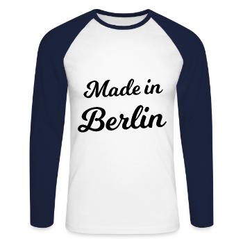 Fabriqué à Berlin - T-shirt baseball manches longues Homme - blanc/marine - Devant - Nik (191cm)