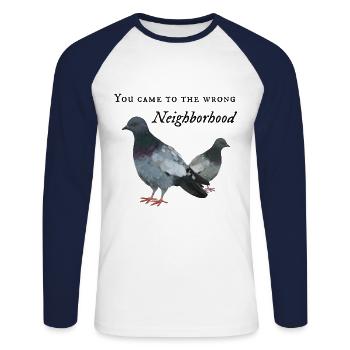 Pigeon dans le mauvais quartier - T-shirt baseball manches longues Homme - blanc/marine - Devant - Nik (191cm)