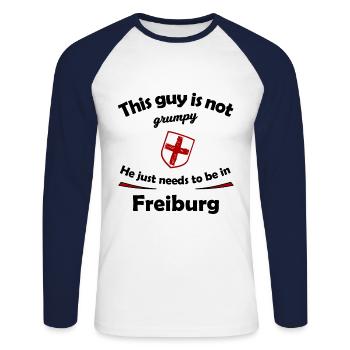Ich muss nach Freiburg - Unisex Baseballshirt langarm - Weiß/Navy - Vorne - Nik (191cm)