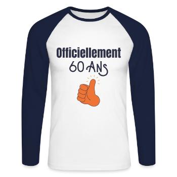 Officiellement 60 Ans - T-shirt baseball manches longues Homme - blanc/marine - Devant - Nik (191cm)