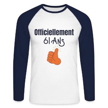 Officiellement 61 Ans - T-shirt baseball manches longues Homme - blanc/marine - Devant - Nik (191cm)