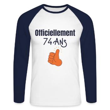 Officiellement 74 Ans - T-shirt baseball manches longues Homme - blanc/marine - Devant - Nik (191cm)