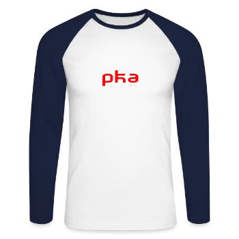 PKA Est. 1994 – powered by #pkaclub - Unisex Baseballshirt langarm - Weiß/Navy - Vorne - Nik (191cm)