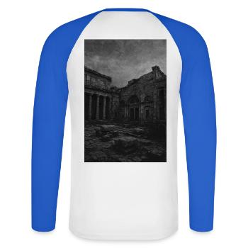 Monochrome Ruine im Verfall - Unisex Baseballshirt langarm - Weiß/Royalblau - Hinten - Nik (191cm)