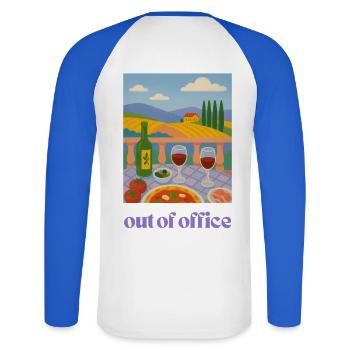 Out of Office Toskana Poster Italien Wein - Unisex Baseballshirt langarm - Weiß/Royalblau - Hinten - Nik (191cm)