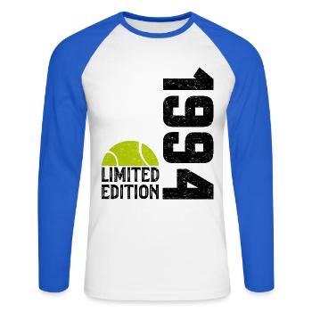 30e Anniversaire 1994 Édition Limitée Tennis - T-shirt baseball manches longues Homme - blanc/bleu royal - Devant - Nik (191cm)
