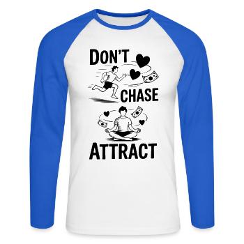 Ne pas poursuivre, attirer | Citation méditative - T-shirt baseball manches longues Homme - blanc/bleu royal - Devant - Nik (191cm)