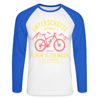 Unterschätze keinen alten Mann auf dem Rad - Unisex Baseballshirt langarm - Weiß/Royalblau - Vorne - Nik (191cm)
