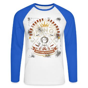 King of the Grill: Dad's BBQ Kingdom - Unisex Baseballshirt langarm - Weiß/Royalblau - Vorne - Nik (191cm)