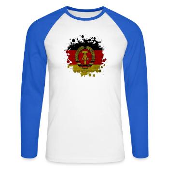 DDR taches / Cadeau drapeau Allemagne de l’Est - T-shirt baseball manches longues Homme - blanc/bleu royal - Devant - Nik (191cm)