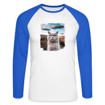 Funny British Shorthair Cat selfie with Alien UFOs - Unisex Long Sleeve Baseball T-Shirt - white/royal blue - Front - Nik (191cm)