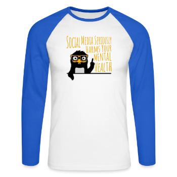 Social Media Seriously Harms Mental Health Pinguin - Unisex Baseballshirt langarm - Weiß/Royalblau - Vorne - Nik (191cm)