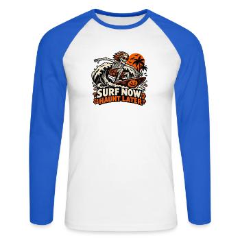 Surf Now Haunt Später - Unisex Baseballshirt langarm - Weiß/Royalblau - Vorne - Nik (191cm)