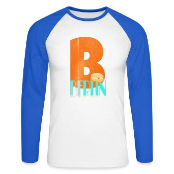 Retro Design B Berlin - Unisex Baseballshirt langarm - Weiß/Royalblau - Vorne - Nik (191cm)