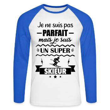 Nicht perfekt, aber großartiger Skifahrer - Unisex Baseballshirt langarm - Weiß/Royalblau - Vorne - Nik (191cm)
