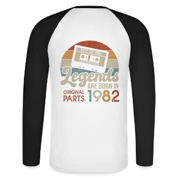Legends Kassette 1982 Geburtstagsgeschenk 40 Jahre - Unisex Baseballshirt langarm - Weiß/Schwarz - Hinten - Nik (191cm)
