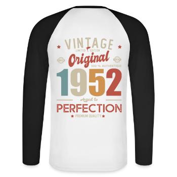 Jahrgang Original 1952 geboren am Geburtstag 69 Jahre - Unisex Baseballshirt langarm - Weiß/Schwarz - Hinten - Nik (191cm)