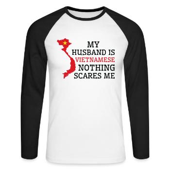 Nichts macht mir Angst Vietnamesischer Ehemann - Unisex Baseballshirt langarm - Weiß/Schwarz - Vorne - Nik (191cm)
