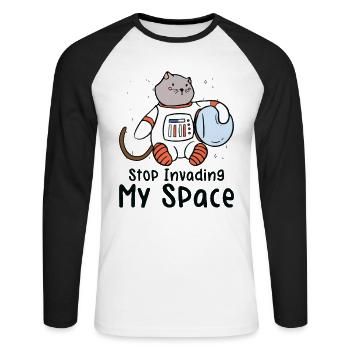 Astronaute de chat ronronnant dans l’espace - T-shirt baseball manches longues Homme - blanc/noir - Devant - Nik (191cm)