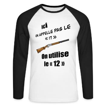 Ici on appelle pas le 17 on utilise le 12 - T-shirt baseball manches longues Homme - blanc/noir - Devant - Nik (191cm)