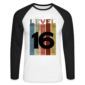Level 16, Vintage Shirt zum 16. Geburtstag - Unisex Baseballshirt langarm - Weiß/Schwarz - Vorne - Nik (191cm)