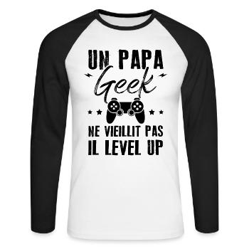 Un papa geek ne vieillit pas il level up - T-shirt baseball manches longues Homme - blanc/noir - Devant - Nik (191cm)