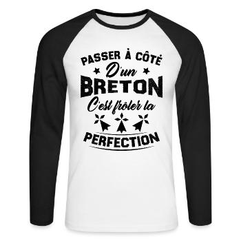 Passer à côté d'un breton frôler la perfection - T-shirt baseball manches longues Homme - blanc/noir - Devant - Nik (191cm)