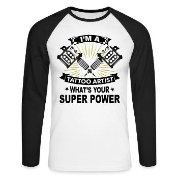 Ich bin Tattoo-Künstler, was ist deine Supermacht - Unisex Baseballshirt langarm - Weiß/Schwarz - Vorne - Nik (191cm)