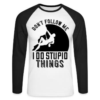 Ne me suivez pas! Je fais des choses stupides - grimper - T-shirt baseball manches longues Homme - blanc/noir - Devant - Nik (191cm)