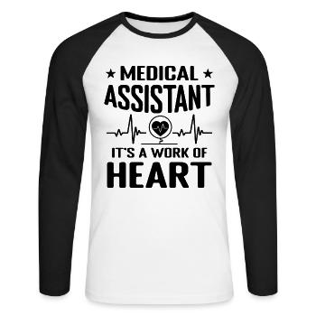 Medizinische Assistentin Herzmedizin Geschenk - Unisex Baseballshirt langarm - Weiß/Schwarz - Vorne - Nik (191cm)