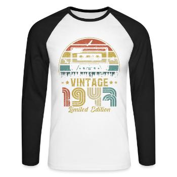 Vintage cassette 1947 - Unisex Long Sleeve Baseball T-Shirt - white/black - Front - Nik (191cm)