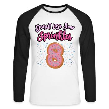 Donut Lose Your Sprinkles 8. Geburtstag | Donut - Unisex Baseballshirt langarm - Weiß/Schwarz - Vorne - Nik (191cm)